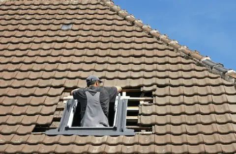 Pose de velux - Castelnaud la Chapelle
